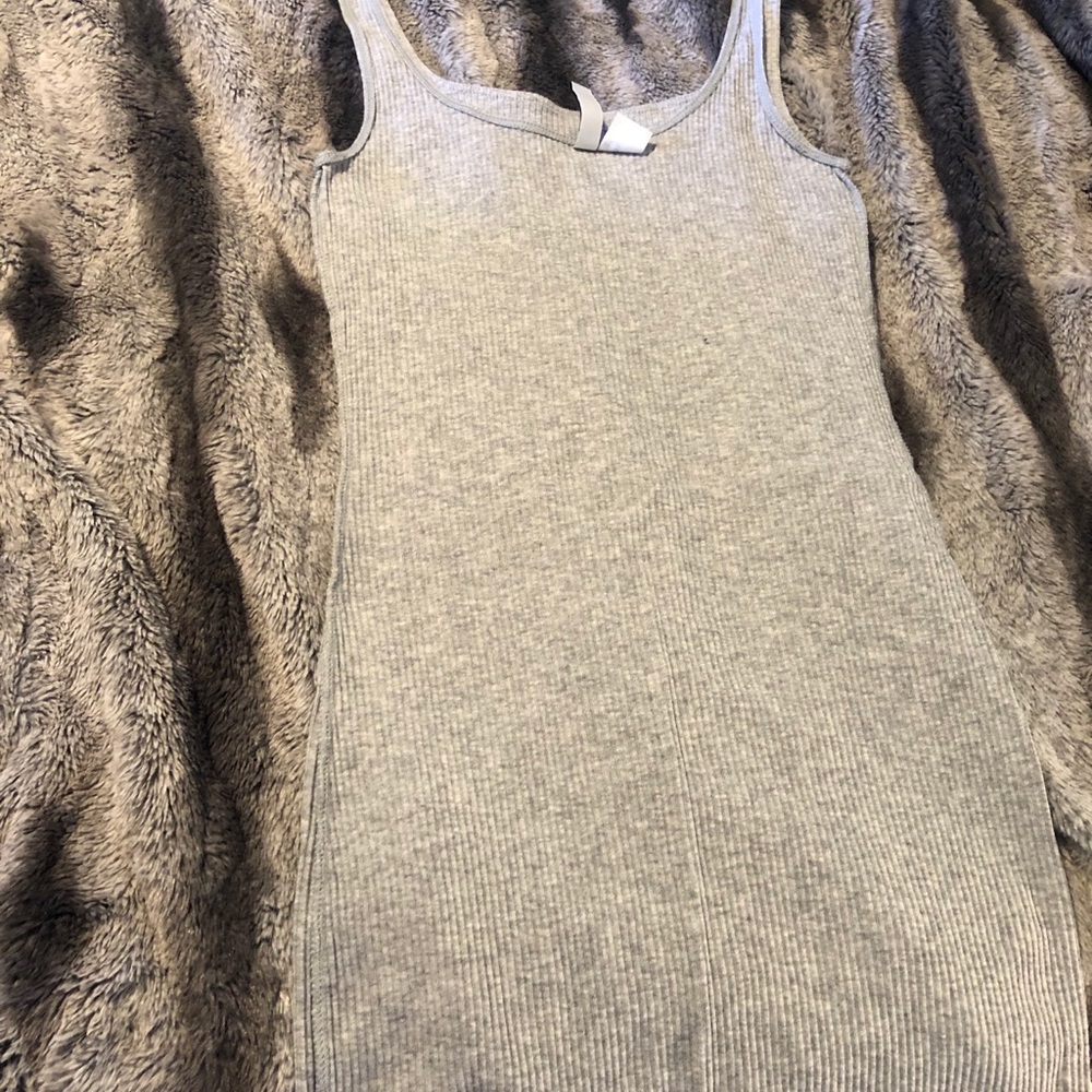 grey dress